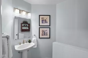 1078 Gilbert Ln, Ventura, CA 93003 - Photo 14