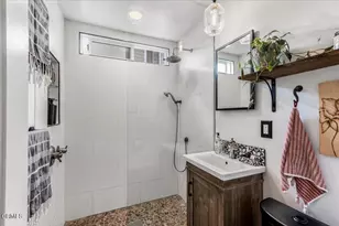 103 Comstock Dr, Ventura, CA 93001 - Photo 16