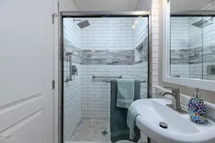 7161 Village 7, Camarillo, CA 93012 - Photo 12