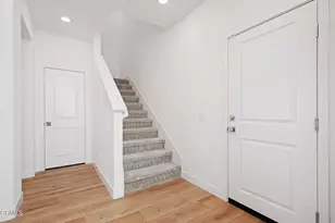 1951 Meyer Ct, Santa Paula, CA 93060 - Photo 4