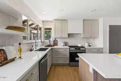 2219 Goldsmith Avenue, Thousand Oaks, CA 91360 - Photo 10