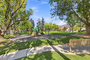 125 Via Solana, Santa Paula, CA 93060 - Photo 36