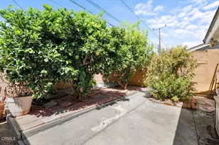 1563 E 2nd St, Oxnard, CA 93030 - Photo 26