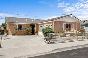 1563 E 2nd St, Oxnard, CA 93030 - Photo 1