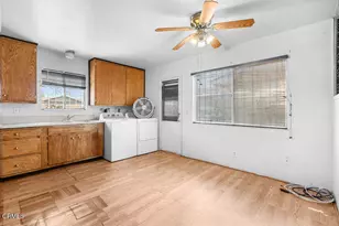 1563 E 2nd St, Oxnard, CA 93030 - Photo 8