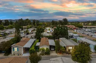 48 Via Lisboa, Camarillo, CA 93012 - Photo 24
