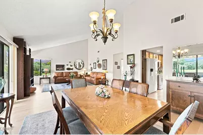 42062 Village 42, Camarillo, CA 93012 - Photo 10