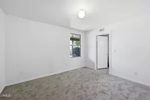 11370 Brainard Ave, Los Angeles, CA 91342 - Photo 42