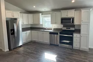 1210 Cacique Street, Santa Barbara, CA 93103 - Photo 2