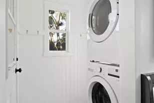 142 S Ann St, Ventura, CA 93001 - Photo 42