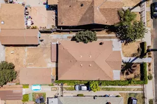 1915 Cordova St, Los Angeles, CA 90018 - Photo 24