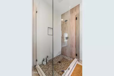 1915 Cordova Street, Los Angeles, CA 90018 - Photo 18