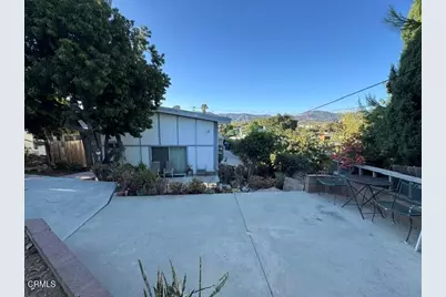 935 E Hillcrest Drive, Thousand Oaks, CA 91360 - Photo 30