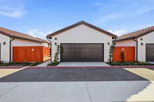 1131 W 2nd St, Oxnard, CA 93030 - Photo 38