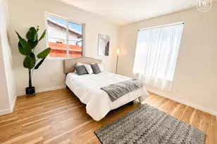 1131 W 2nd St, Oxnard, CA 93030 - Photo 14