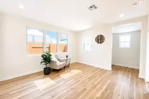 1135 W 2nd St, Oxnard, CA 93030 - Photo 10