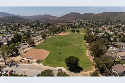 569 Rio Grande Circle, Thousand Oaks, CA 91360 - Photo 26