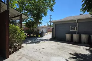 13648 Filmore St, Pacoima, CA 91331 - Photo 2