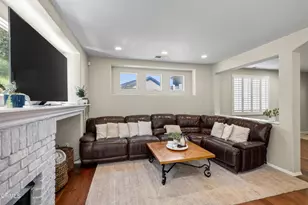 3889 Angeline St, Thousand Oaks, CA 91320 - Photo 8