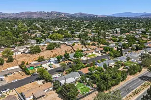 405 Calle Jazmin, Thousand Oaks, CA 91360 - Photo 26