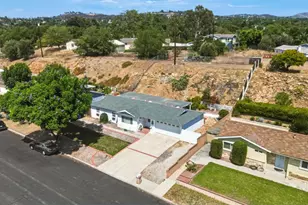 405 Calle Jazmin, Thousand Oaks, CA 91360 - Photo 2