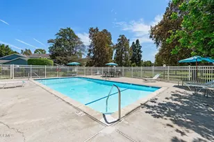 2225 Calle Bellota, Camarillo, CA 93010 - Photo 48