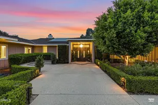 125 Vientos Rd, Camarillo, CA 93010 - Photo 1