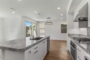 1994 Pomegranate St, Santa Paula, CA 93060 - Photo 12