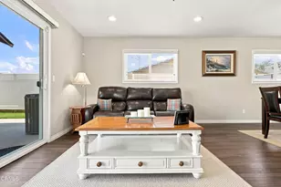 338 Hayes Ave, Ventura, CA 93003 - Photo 2