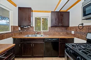 196 Balsam Dr, Cedar Glen, CA 92321 - Photo 4