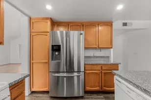 812 W Ave H-5, Lancaster, CA 93534 - Photo 8