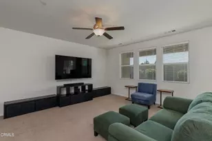 12201 Quiet Creek Way, Bakersfield, CA 93311 - Photo 10