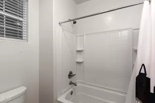 12201 Quiet Creek Way, Bakersfield, CA 93311 - Photo 28