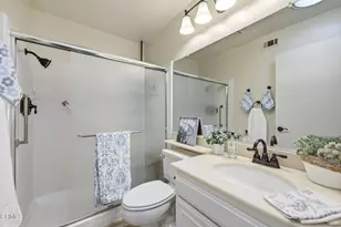 42110 Village 42, Camarillo, CA 93012 - Photo 26
