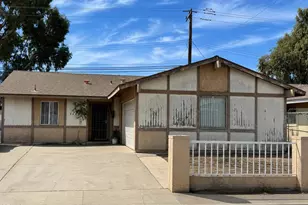 1466 Crawford St, Oxnard, CA 93030 - Photo 1