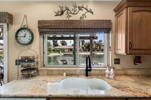 1691 Pierside Ln, Camarillo, CA 93010 - Photo 10