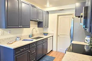 1306 Village 1, Camarillo, CA 93012 - Photo 8