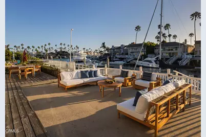 3025 Seahorse Avenue, Ventura, CA 93001 - Photo 2