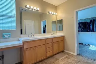 388 Village Commons Blvd, Camarillo, CA 93012 - Photo 14