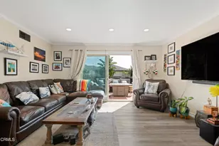 2240 Crestmont Dr, Ventura, CA 93003 - Photo 4