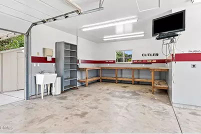 385 Hayes Avenue, Ventura, CA 93003 - Photo 20