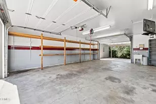 385 Hayes Ave, Ventura, CA 93003 - Photo 18
