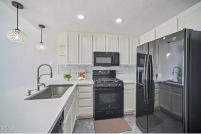 6056 Paseo Encantada, Camarillo, CA 93012 - Photo 16