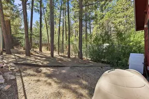 506 W Rainbow Blvd, Big Bear Lake, CA 92314 - Photo 20