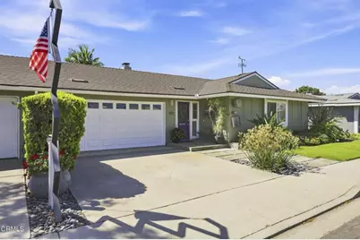 222 E Garden Green, Port Hueneme, CA 93041 - Photo 2