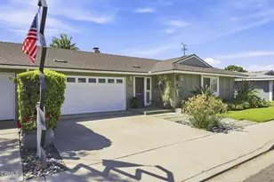 222 E Garden Green, Port Hueneme, CA 93041 - Photo 2
