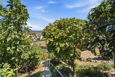 853 Vista Grande Drive, Santa Paula, CA 93060 - Photo 46