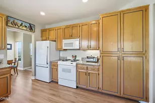 853 Vista Grande Dr, Santa Paula, CA 93060 - Photo 16