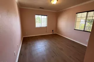 9710 Kester Ave, Los Angeles, CA 91343 - Photo 16