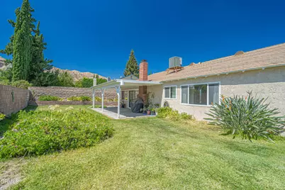 30315 Honeysuckle Hill Drive, Santa Clarita, CA 91387 - Photo 46
